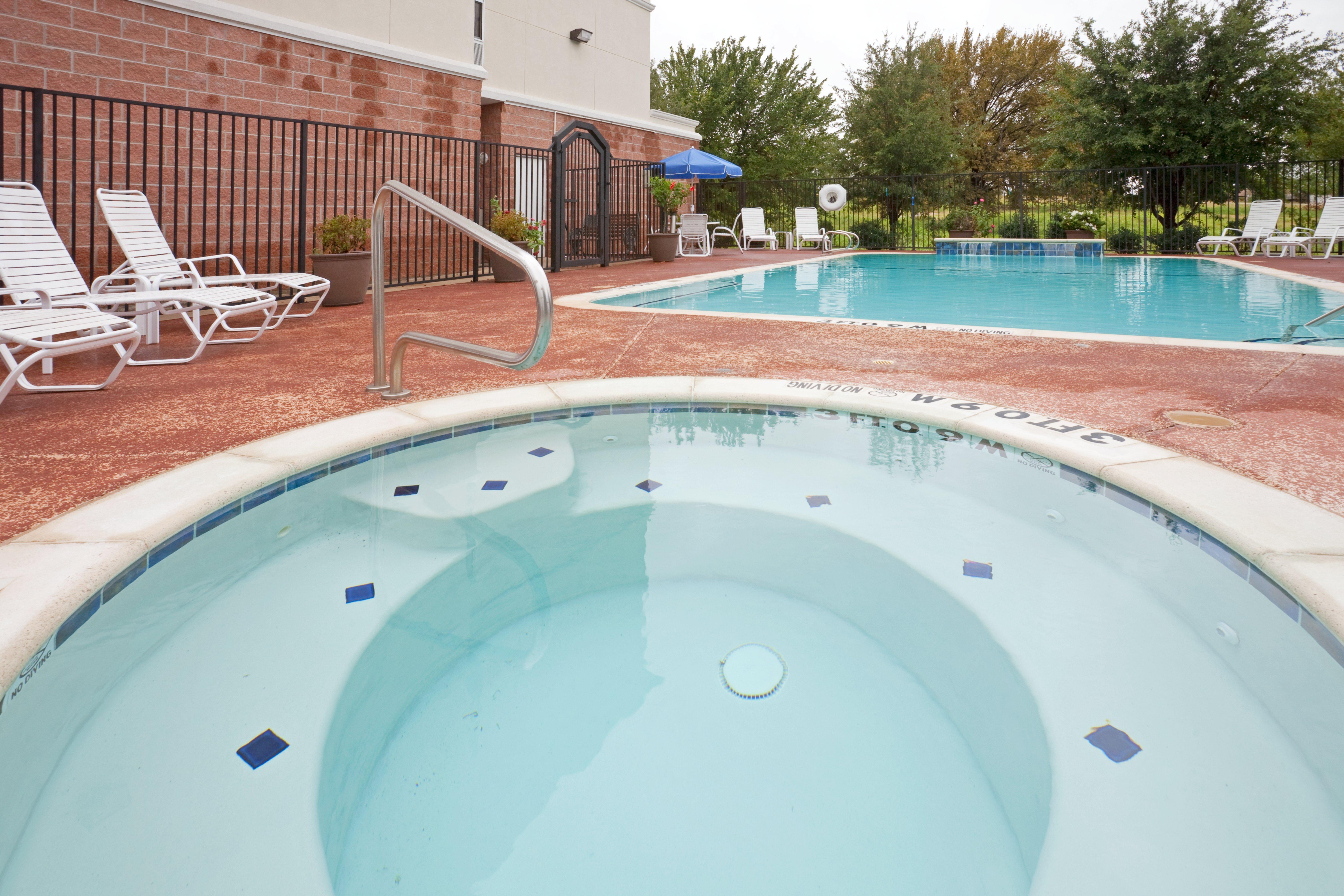 Express & Decatur, Tx By Ihg 3*