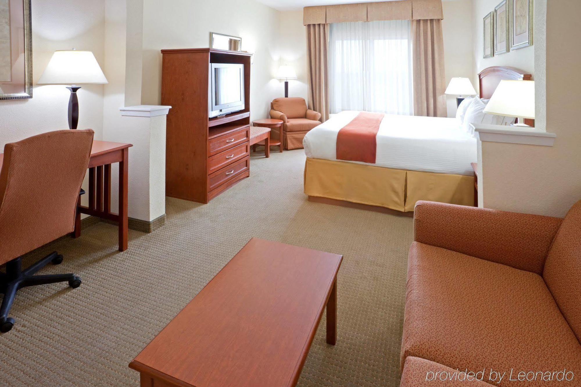Hotel Express & Decatur, Tx By Ihg Decatur
