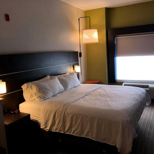 Express & Decatur, Tx By Ihg Hotel 3*