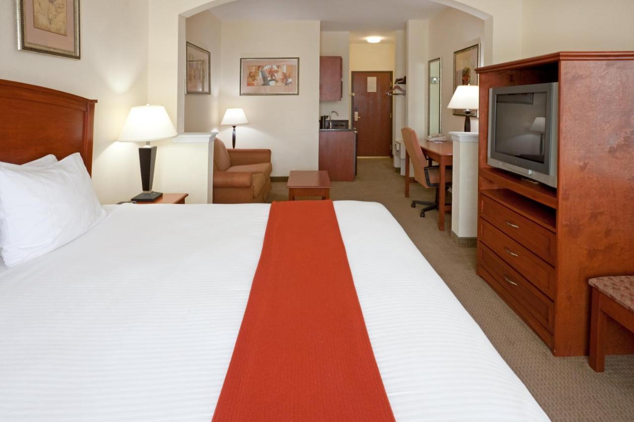 Hotel Express & Decatur, Tx By Ihg